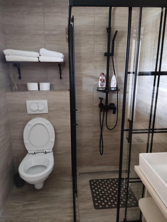 Apartmani Sladjana Новий Сад Екстер'єр фото